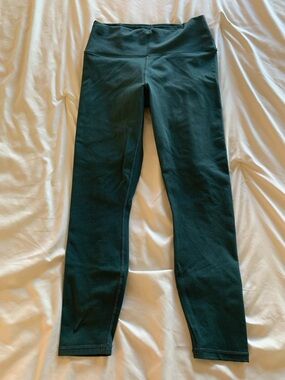 Women’s Fabletics Powerhold 7/8 length legging